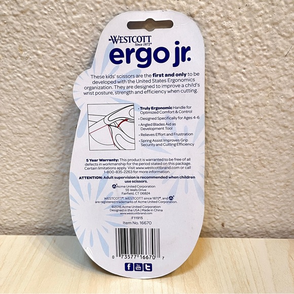 Scissors Westcott Ergo jr. Ergonomic Blues. Ages 4 + up. NWT New - Picture 2 of 2